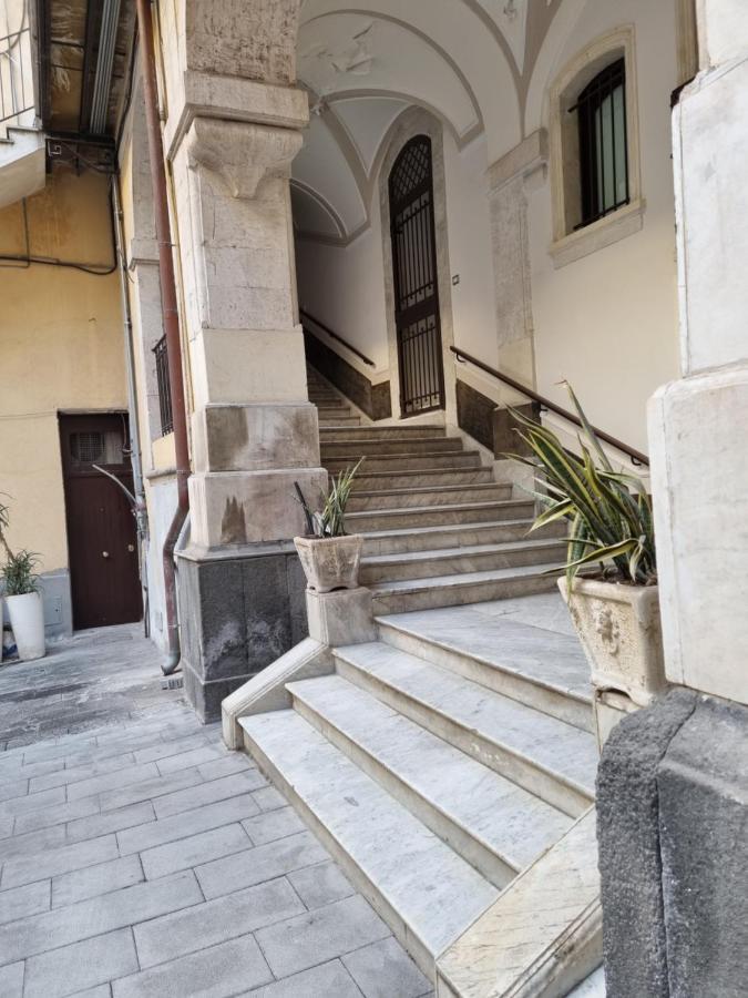 Palazzo Mannino Apartments Катанія Екстер'єр фото